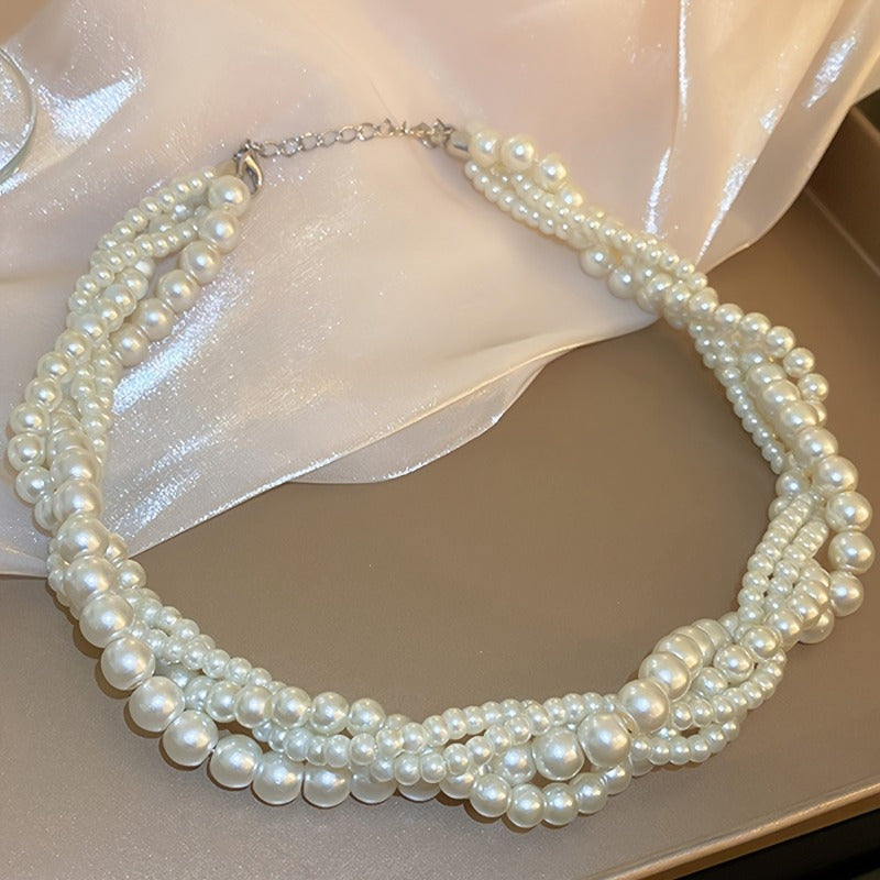 Morgan | Classic Pearl Necklace with Timeless Elegance