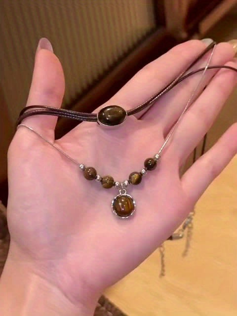 Lucia | Tiger Eye Necklace with Circular Pendant and Timeless Elegance