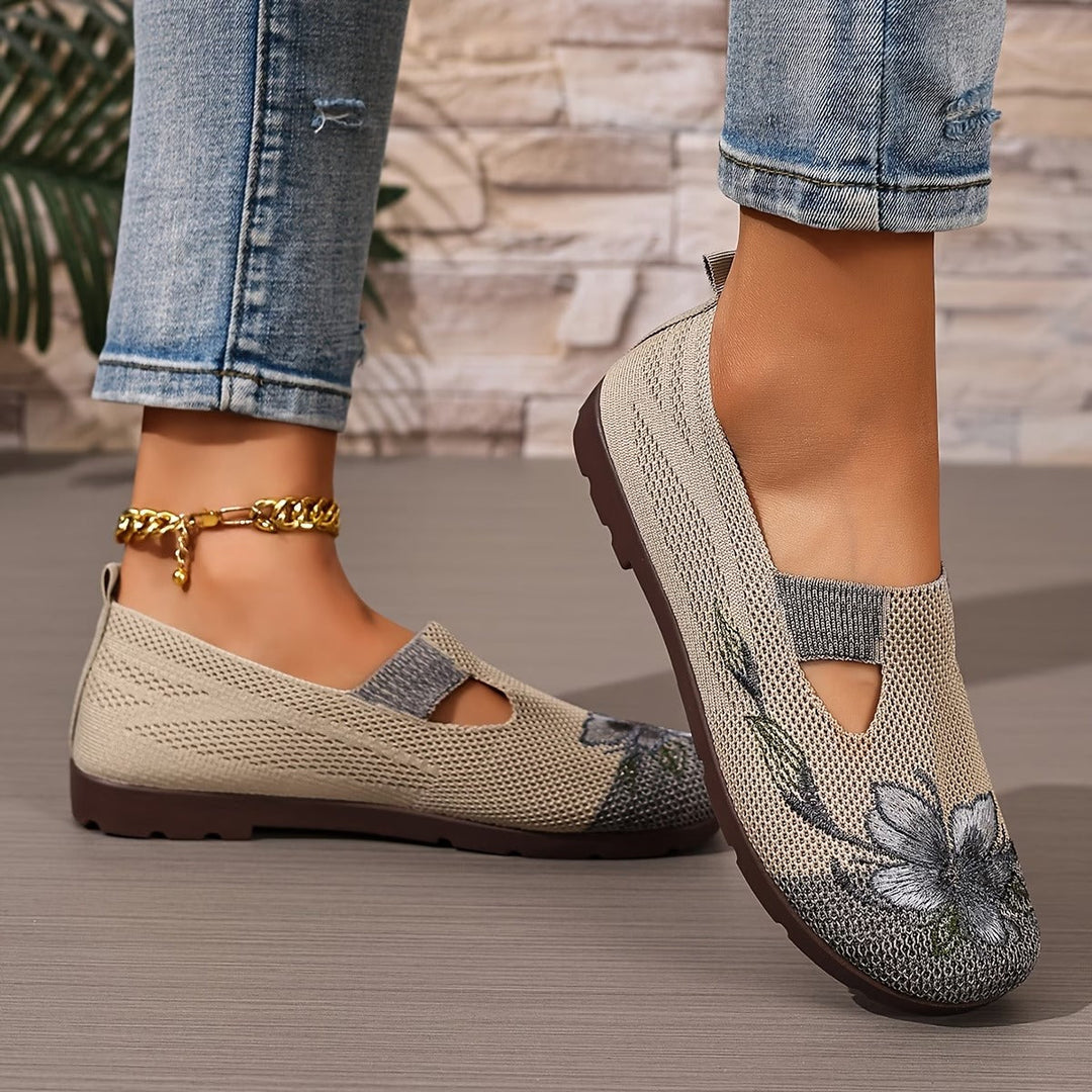 Liora™ Women&