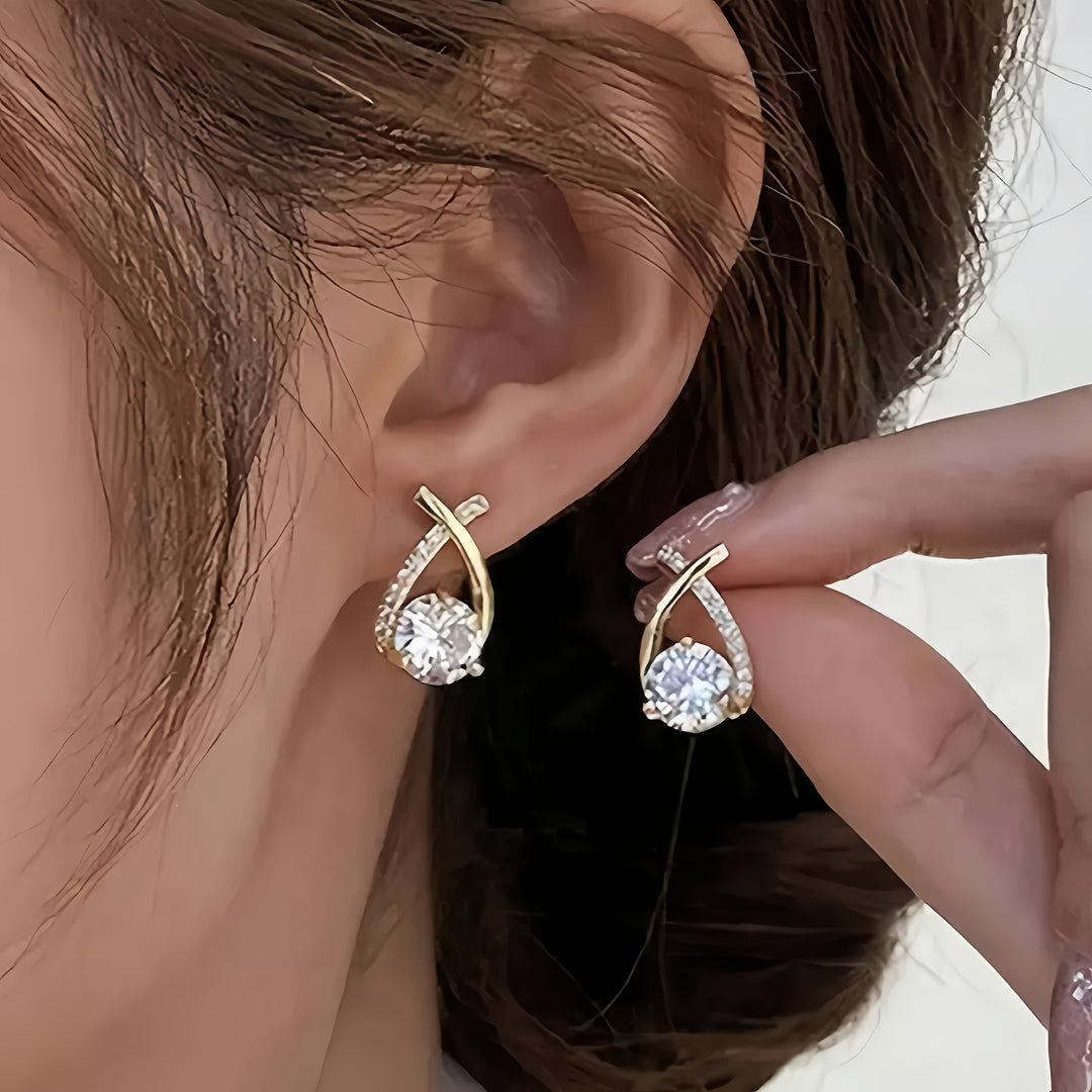 Xara™ Elegant Cross-Shaped Stud Earrings for Daily Wear