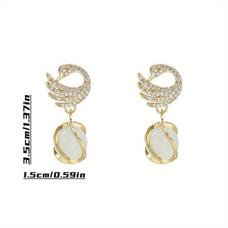 Adelina | Elegant Hanging Earrings with Classic and Sophisticated Design