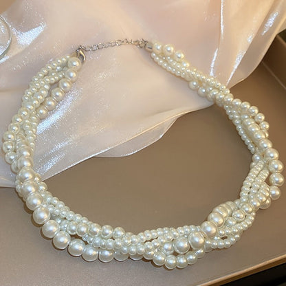Morgan | Classic Pearl Necklace with Timeless Elegance