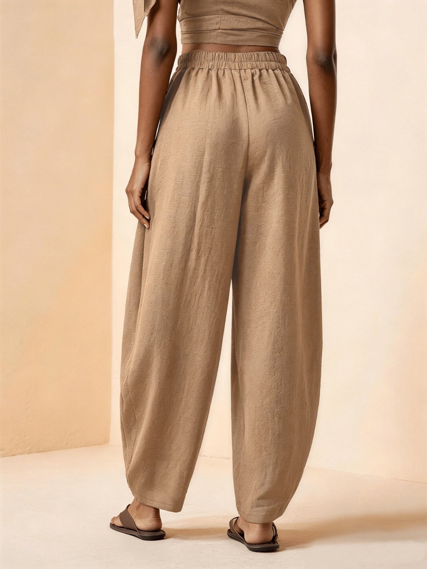 Droveaux | Elegant Straight Leg Pants with Elastic Waist and Pleats