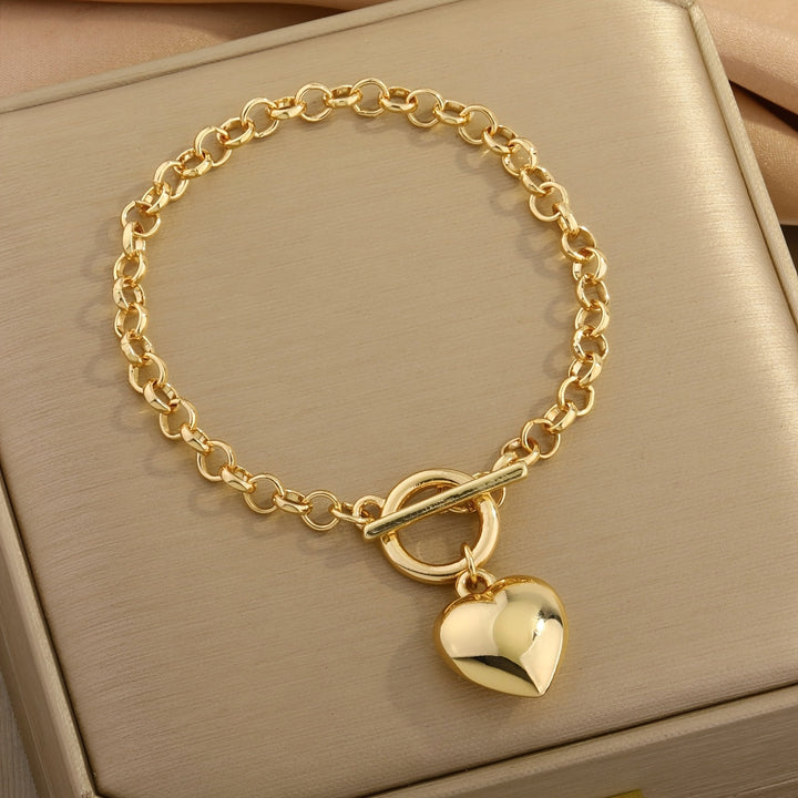Gia™ Elegant Jewelry Set with Shining Heart and Luxurious Finish