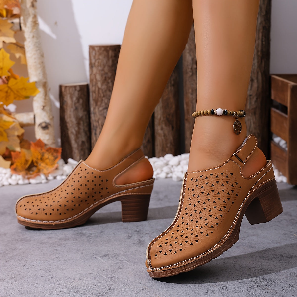 Korae | Heeled Sandals with Adjustable Straps and Cut-Out Design