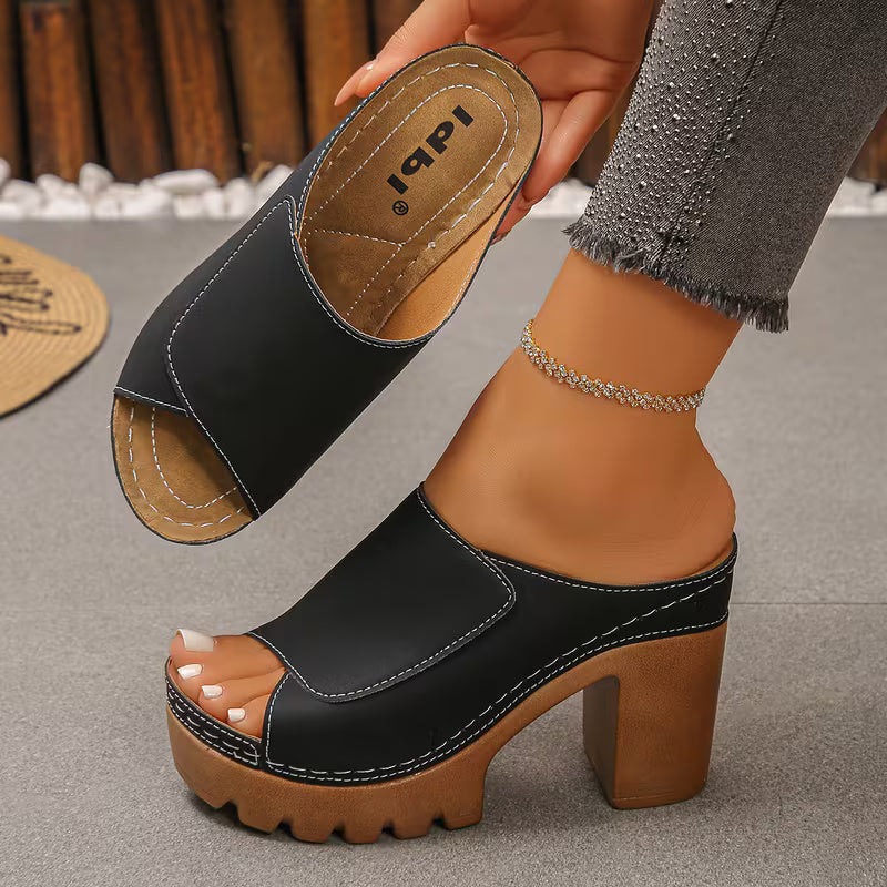Felicity | Comfortable Sandals with Embossed Details
