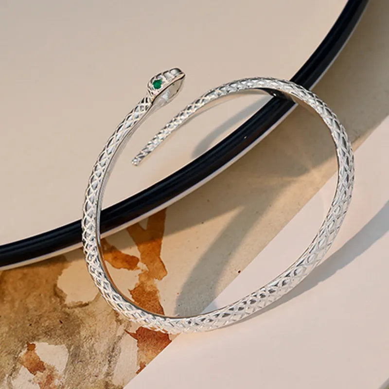 Cynthia | Snake Bracelet with Vintage Design and Elegant Style