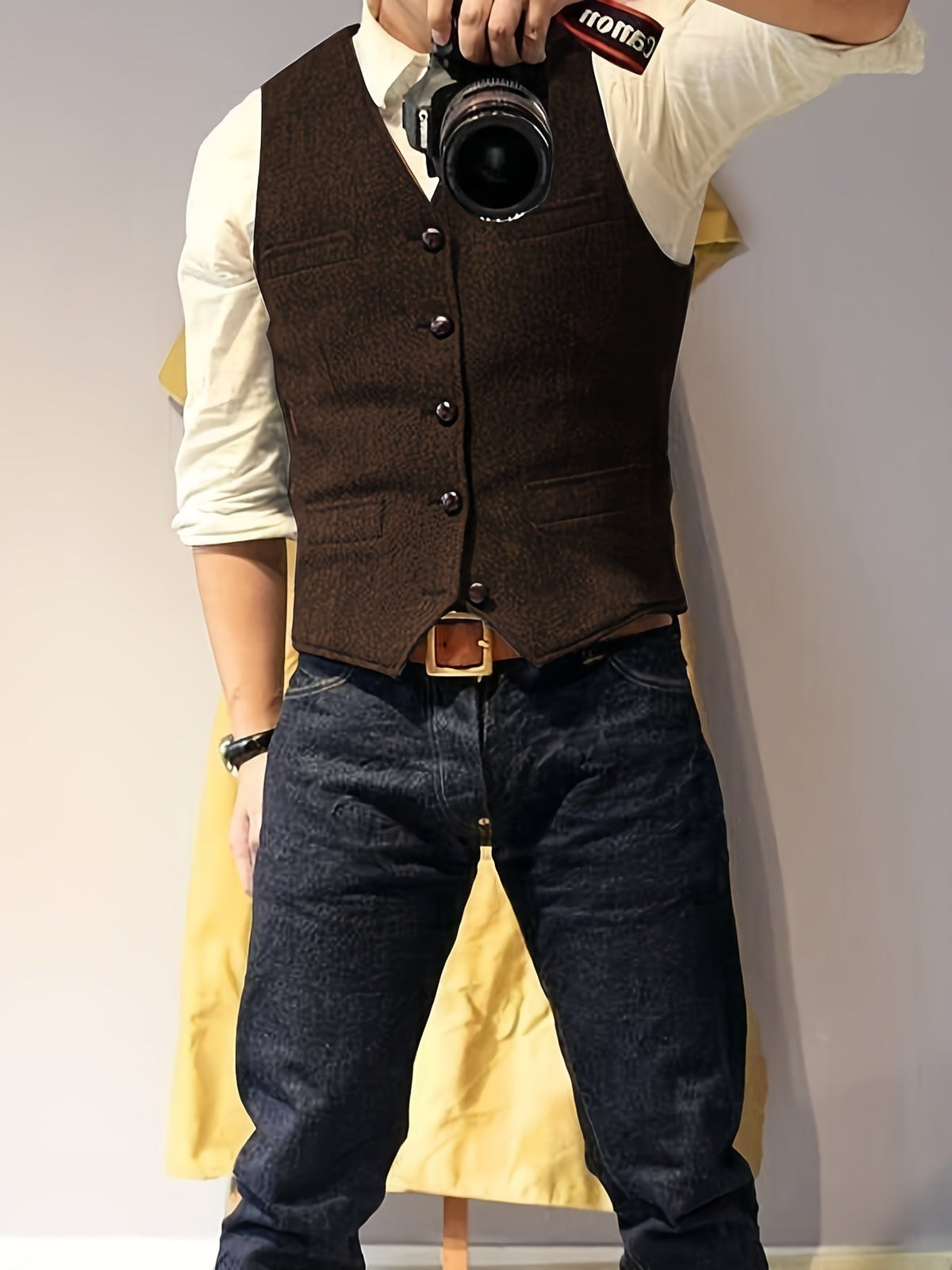 Zoltan | Vintage Herringbone Vest with Classic Style and Timeless Elegance