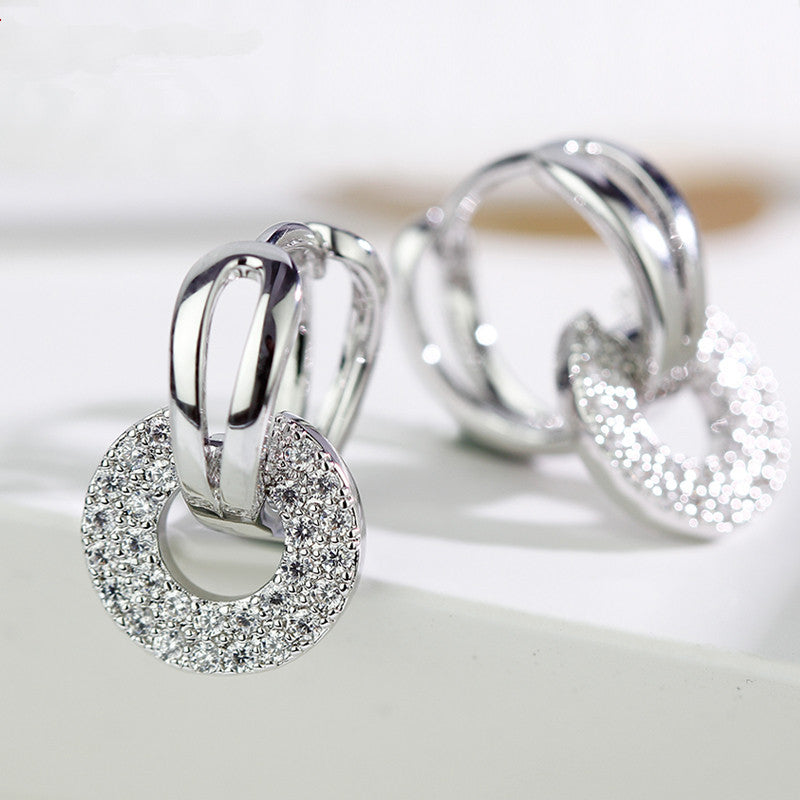 Louise | Round Earrings with Brilliant Cubic Zirconia and Elegant Silver Finish