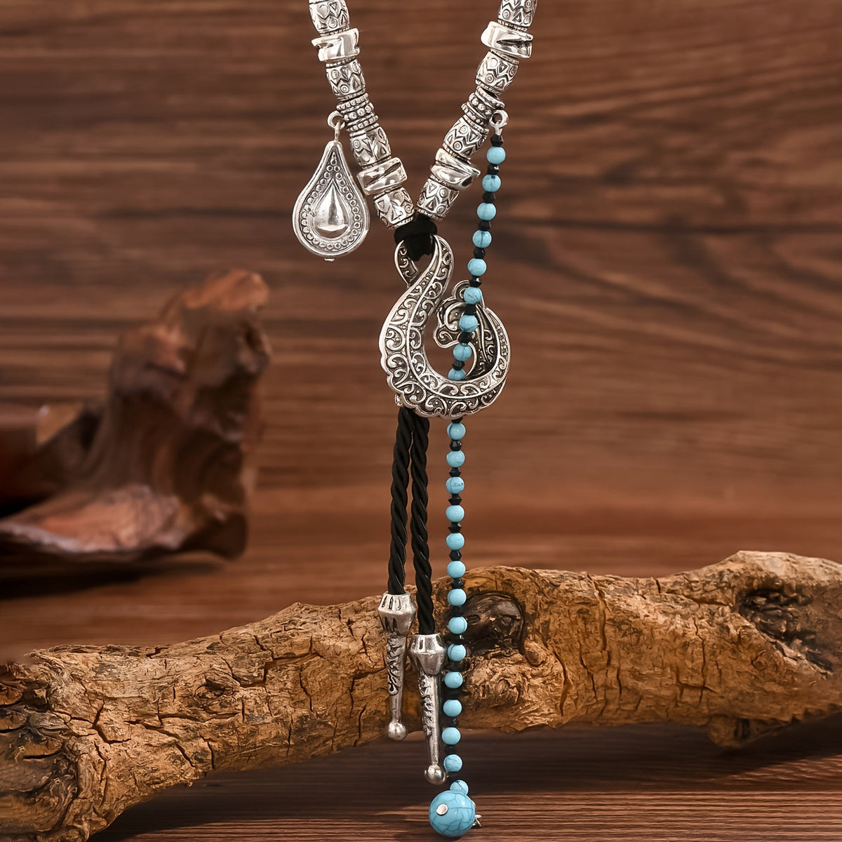 Caterina | Geometric Bead Necklace with Vintage Bohemian Style