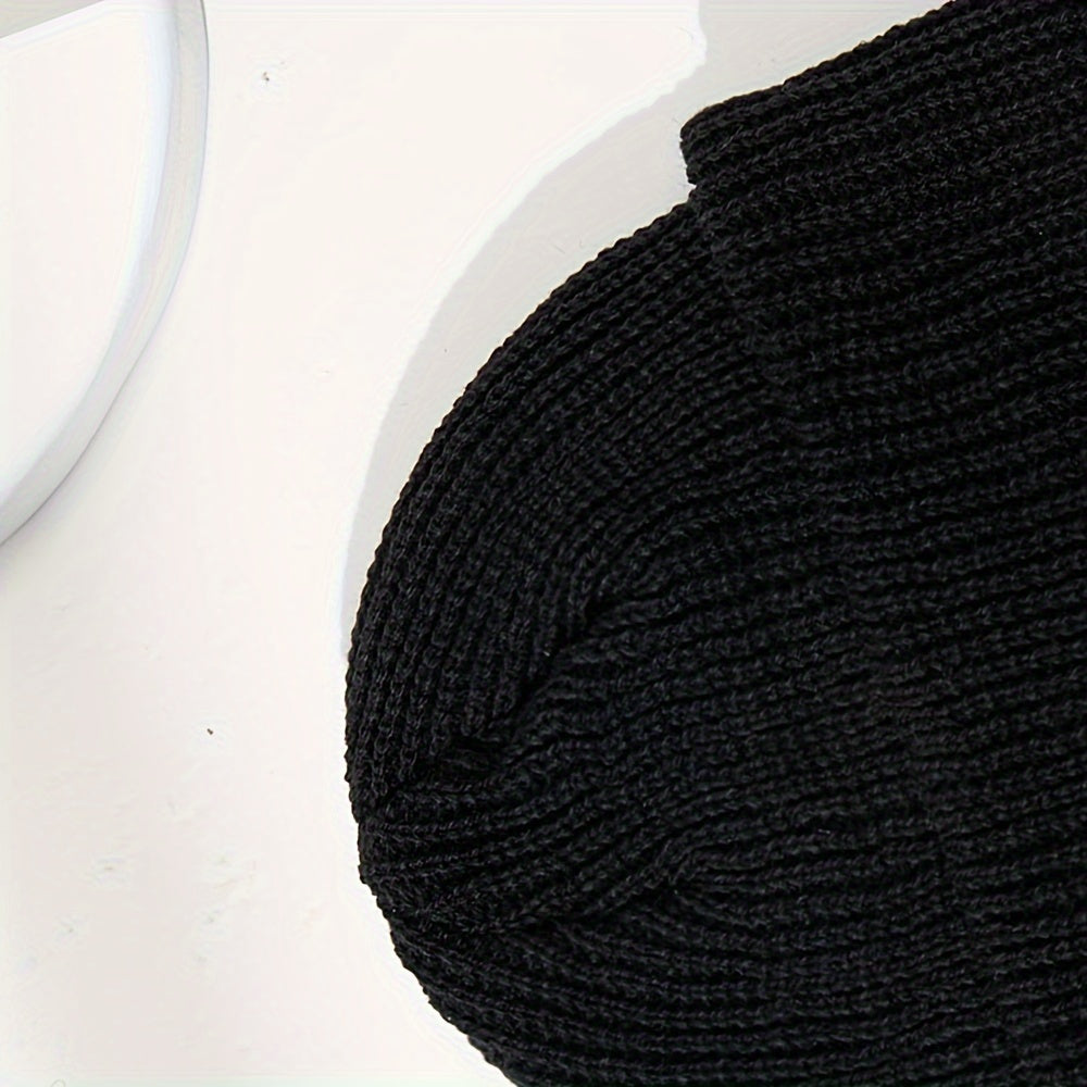Orson | Warm Knitted Beanie with Minimalist and Versatile Design