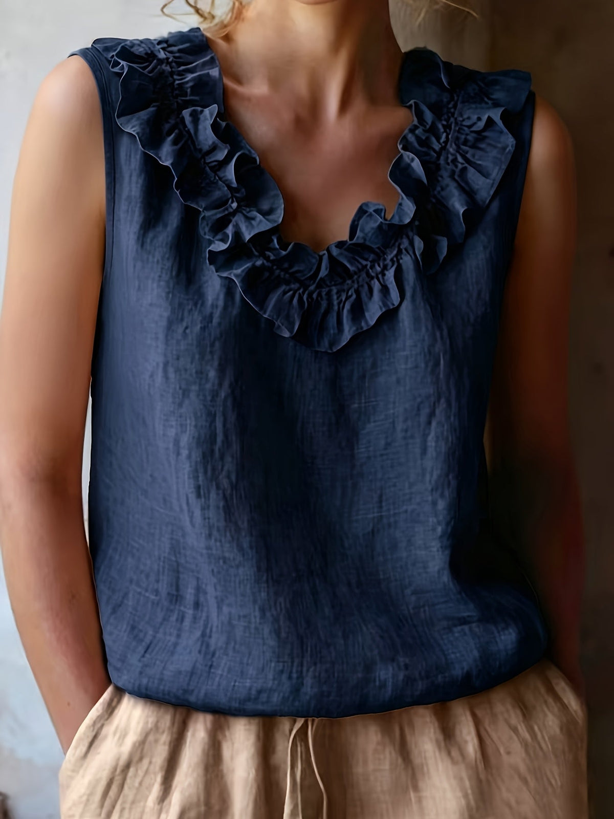 Katherine | Sleeveless Ruffled Loose Cut Blouse for Spring/Summer