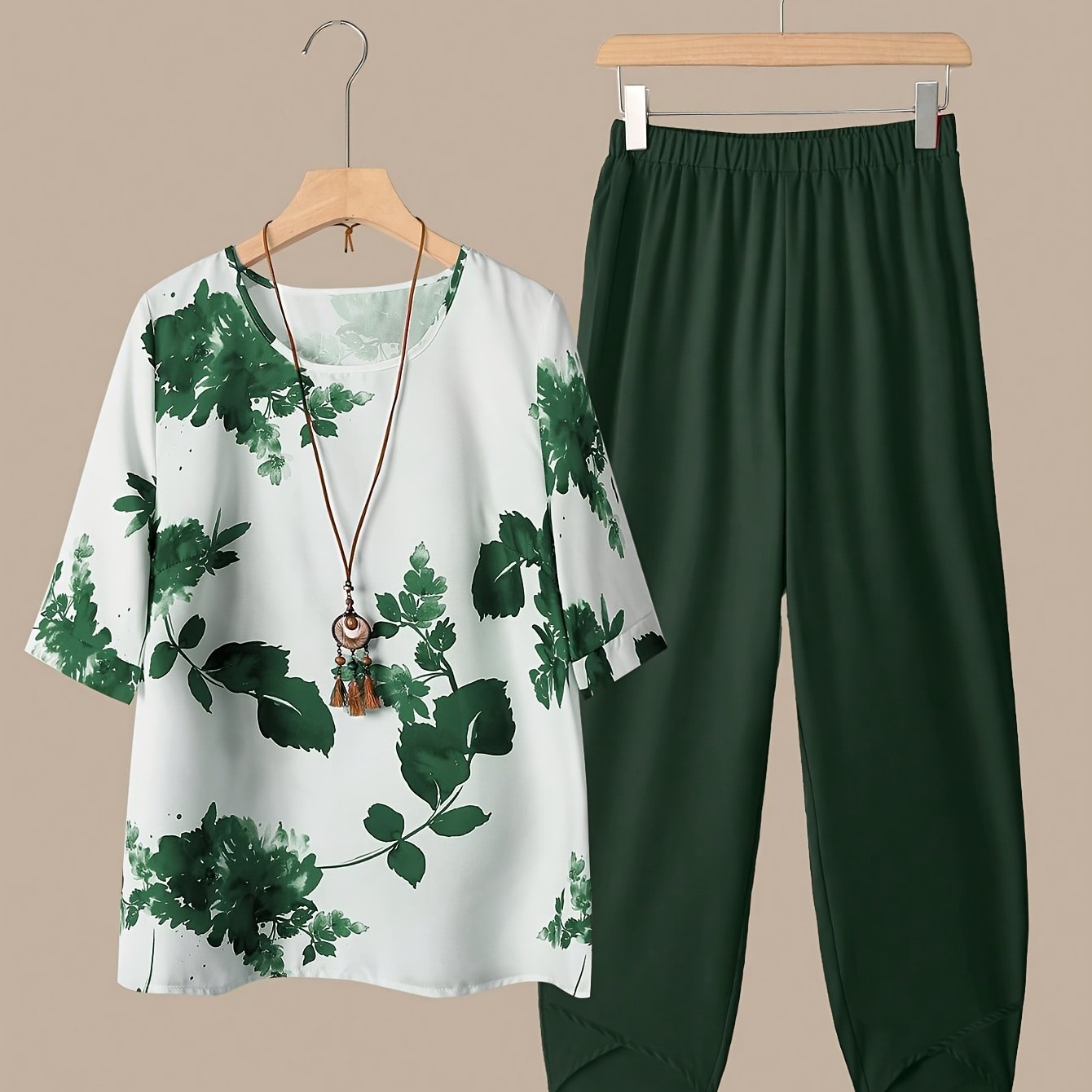 Fynley | Printed Two-Piece Set with Blouse and Comfortable Pants