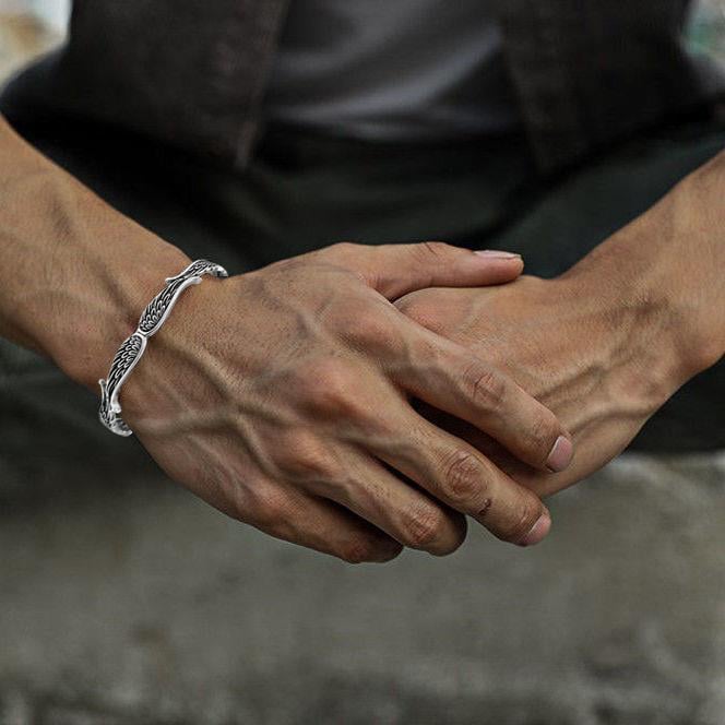 Celestium™ Vintage Bracelet with Angel Wings in Silver