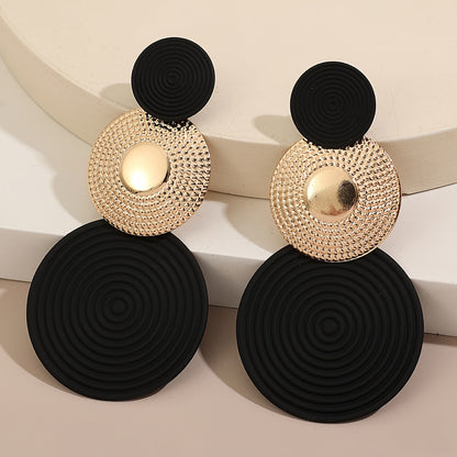 Aileen | Elegant Dangle Earrings with Versatile Design for Every Occasion