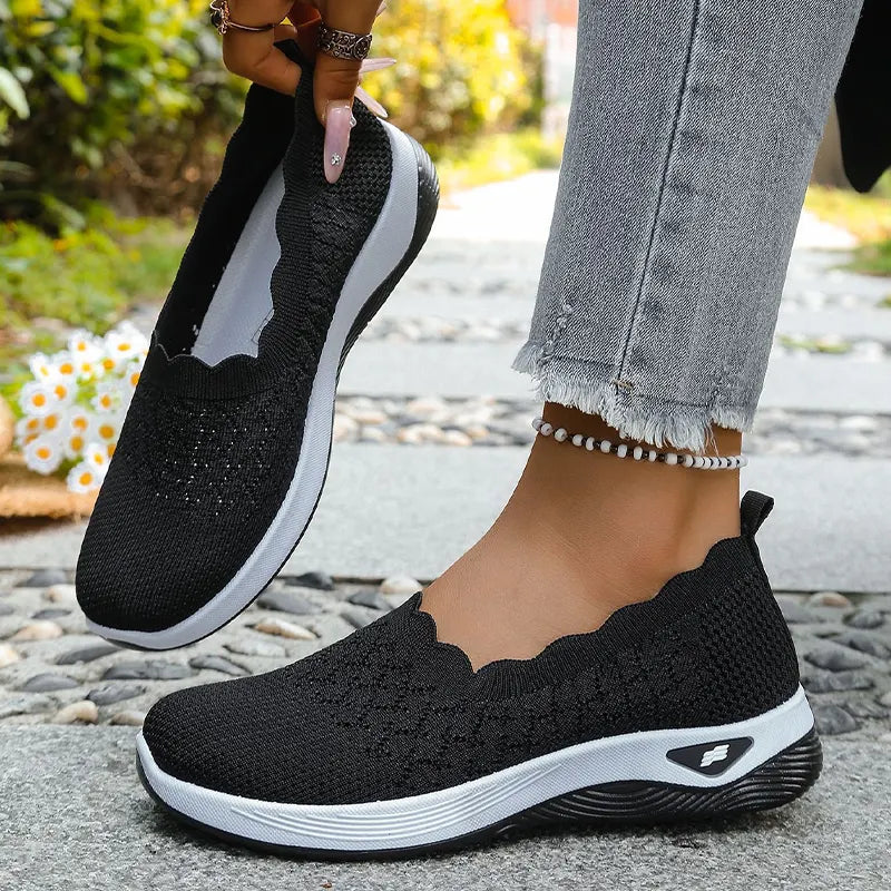 Teagan | Breathable Walking Shoes