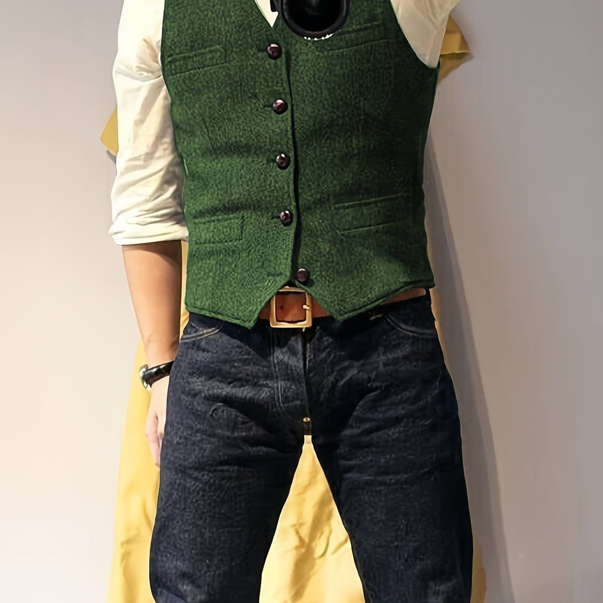 Zoltan | Vintage Herringbone Vest with Classic Style and Timeless Elegance