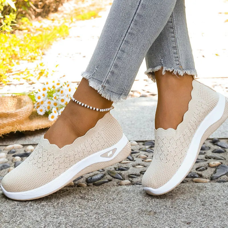 Teagan | Breathable Walking Shoes
