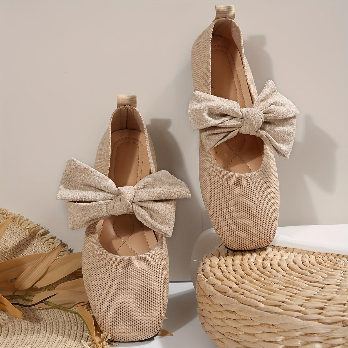 Neria | Women's Breathable Flat Shoes with Decorative Bow