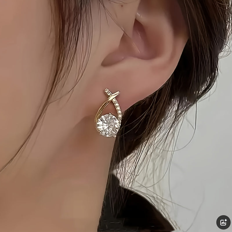 Xara™ Elegant Cross-Shaped Stud Earrings for Daily Wear