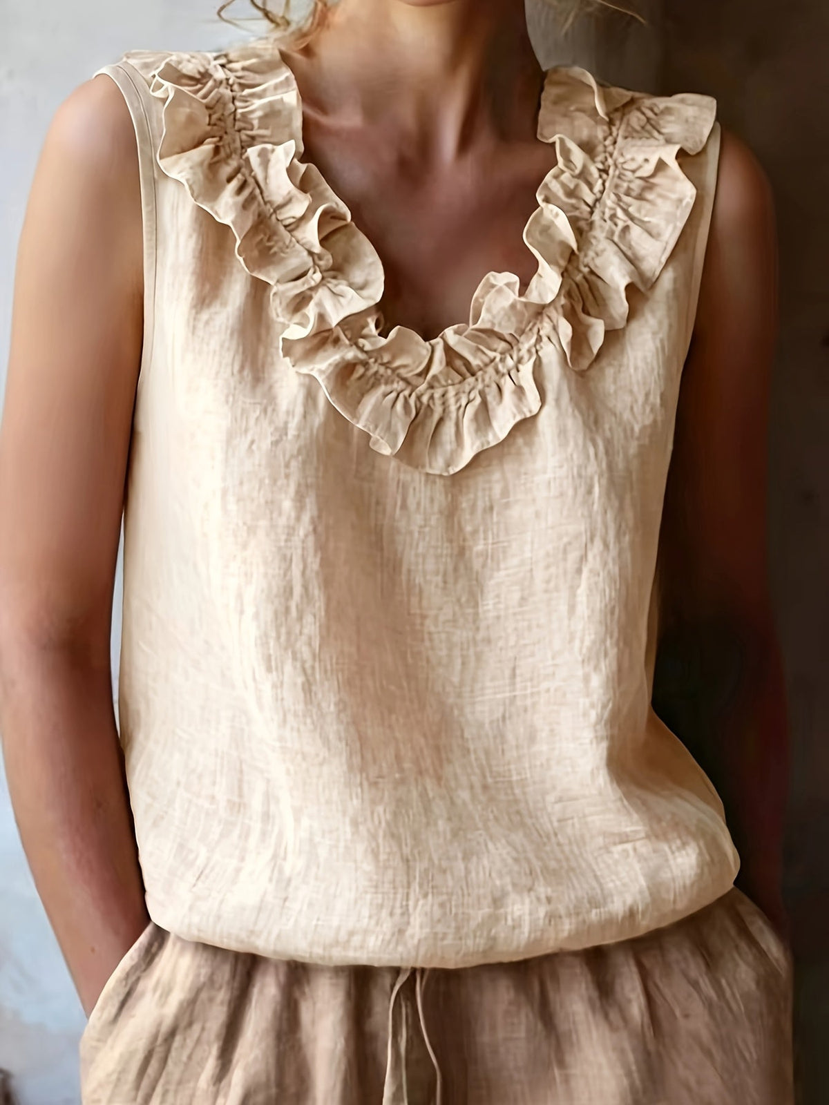 Katherine | Sleeveless Ruffled Loose Cut Blouse for Spring/Summer