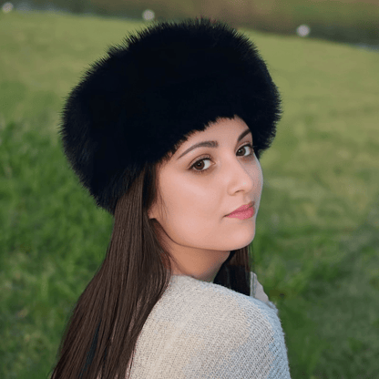 Juliana | Warm and Elegant Faux Fur Winter Beanie