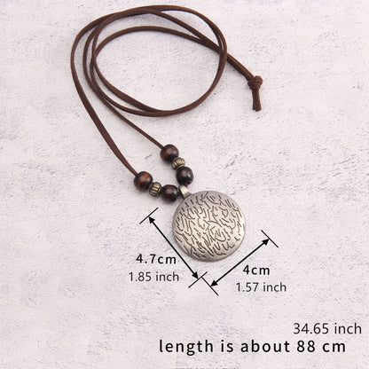 Vance | Vintage-Style Long Beaded Necklace with Round Pendant
