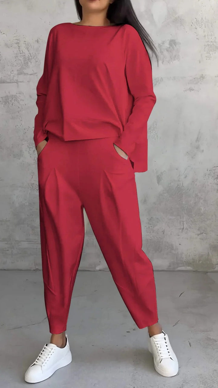 Nuvéa™ Soft Blouse and Lightweight Pants Set