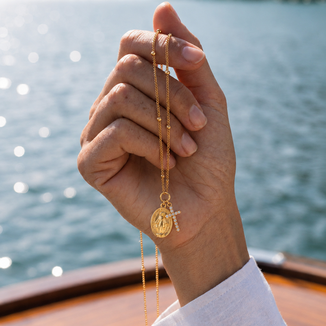 Belladonna | Necklace with Miraculous Medal and Cross