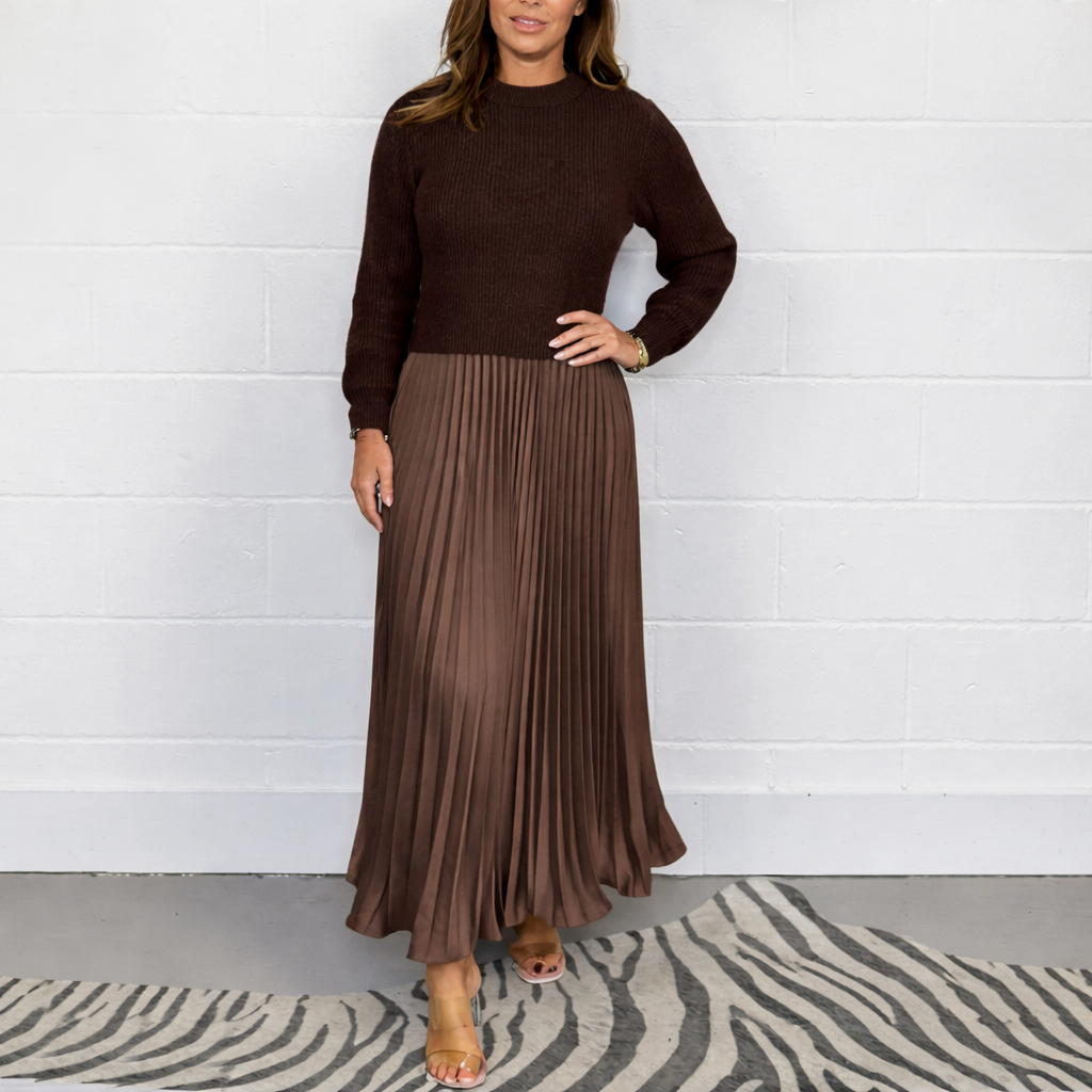 Galira | Elegant Pleated Dress for Women with Round Neck