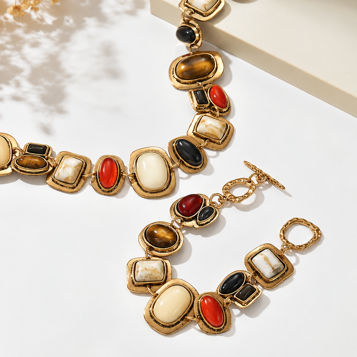 Graevis | Bohemian Set of Necklace and Bracelet with Multicolor Ethnic Design