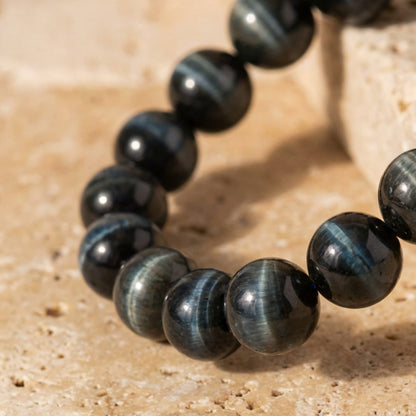Delirae™ "Guardian Angel" Bracelet in Hawk Eye