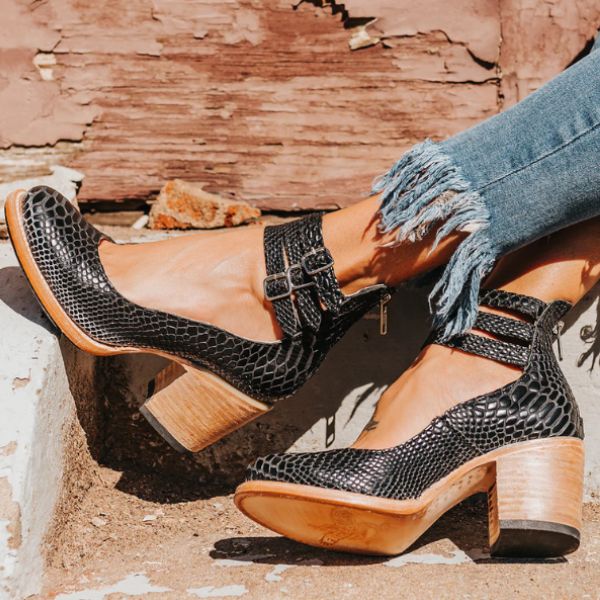 Vilorine™ Modern Heeled Sandals with Comfortable Fit
