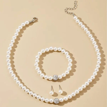 Luciennea | Classic Pearl Set