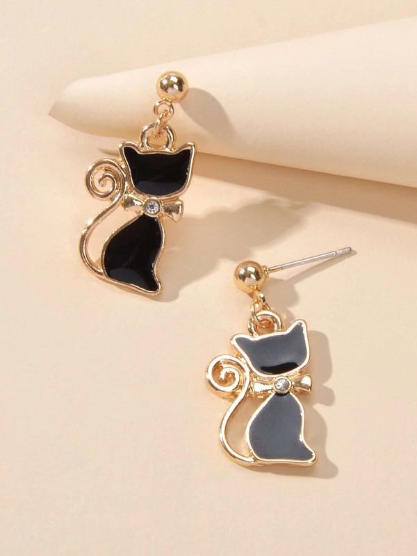Elin™ Black Cat Earrings with Chic Style
