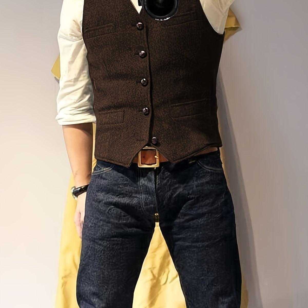 Zoltan | Vintage Herringbone Vest with Classic Style and Timeless Elegance
