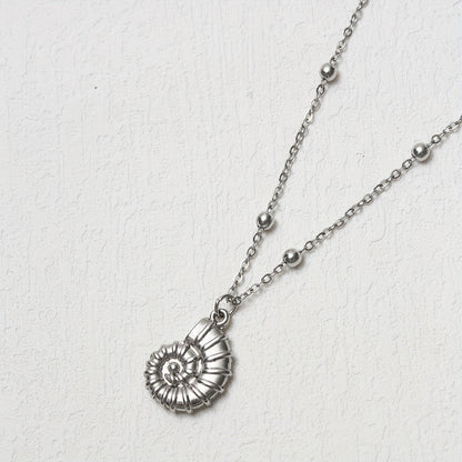 Marlena | Beaded Necklace with Shell and Summer-Style Marine Pendant