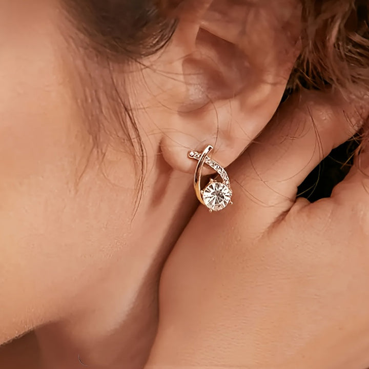 Xara™ Elegant Cross-Shaped Stud Earrings for Daily Wear