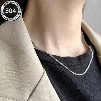 Violet | Minimalist and Shiny Stainless Steel Star Necklace