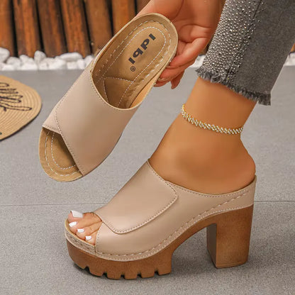 Felicity | Comfortable Sandals with Embossed Details