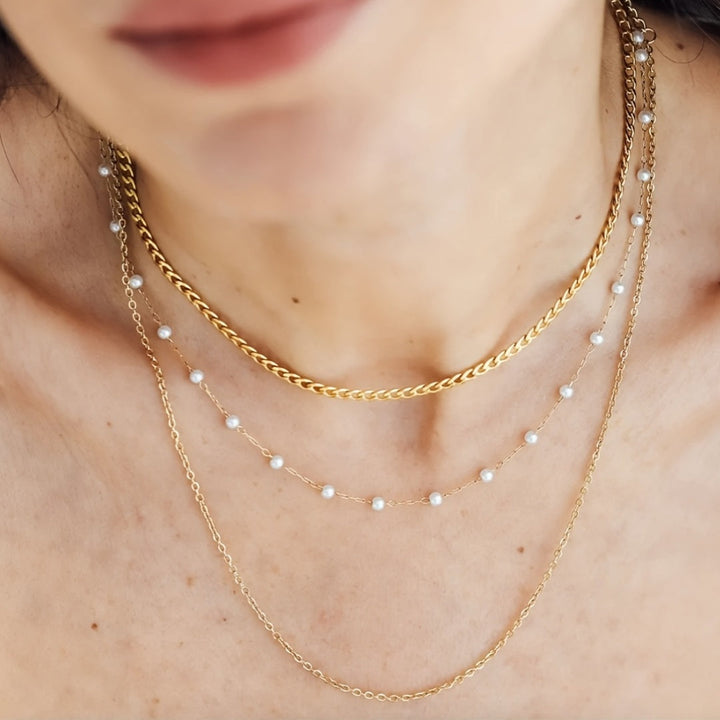 Winsley™ Elegant Three-Layer Necklace with Gold Finish