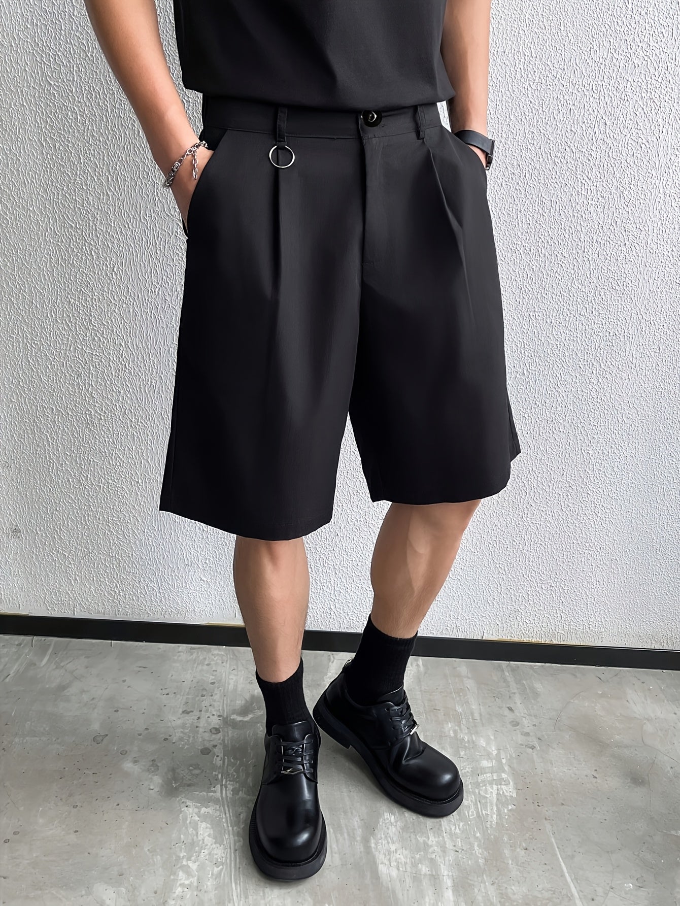 Evoxine | Men's Pleated Shorts with Modern Casual Style