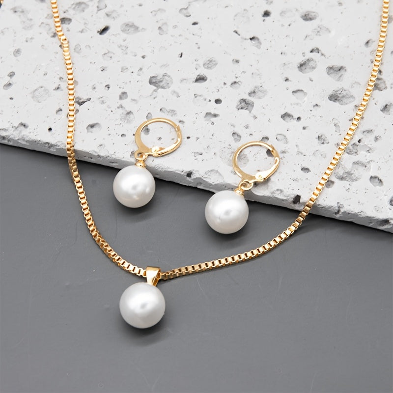 Isara | Jewelry Set with Elegant Pearls and Sophisticated Finish