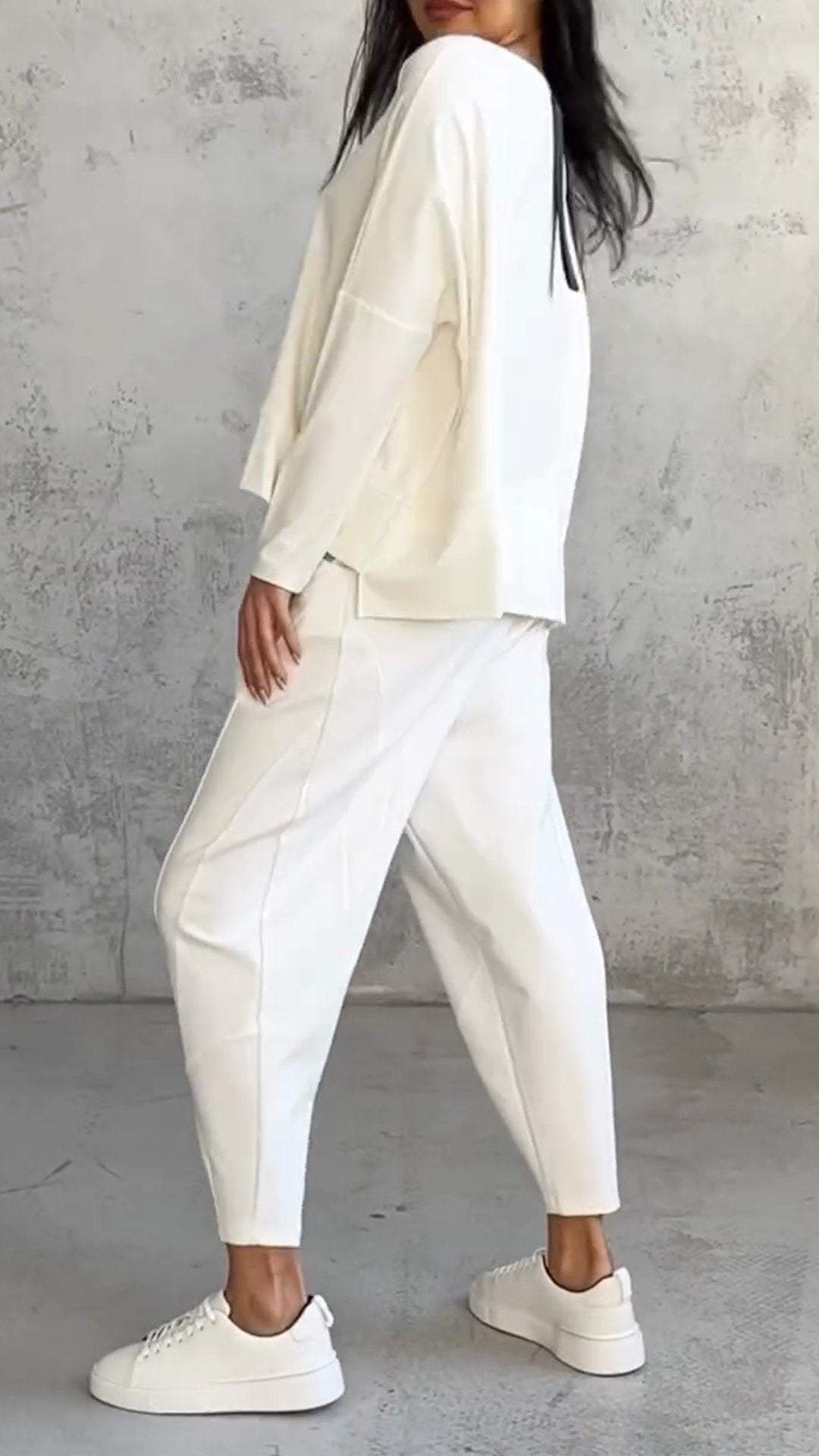 Nuvéa™ Soft Blouse and Lightweight Pants Set