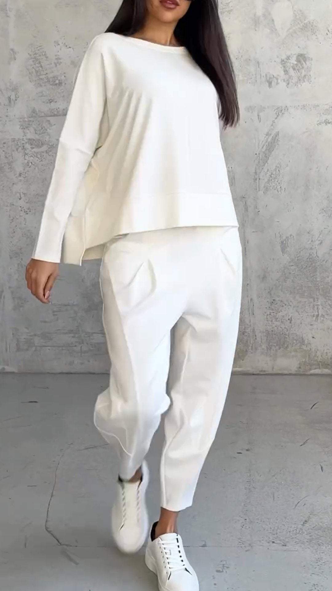 Nuvéa™ Soft Blouse and Lightweight Pants Set