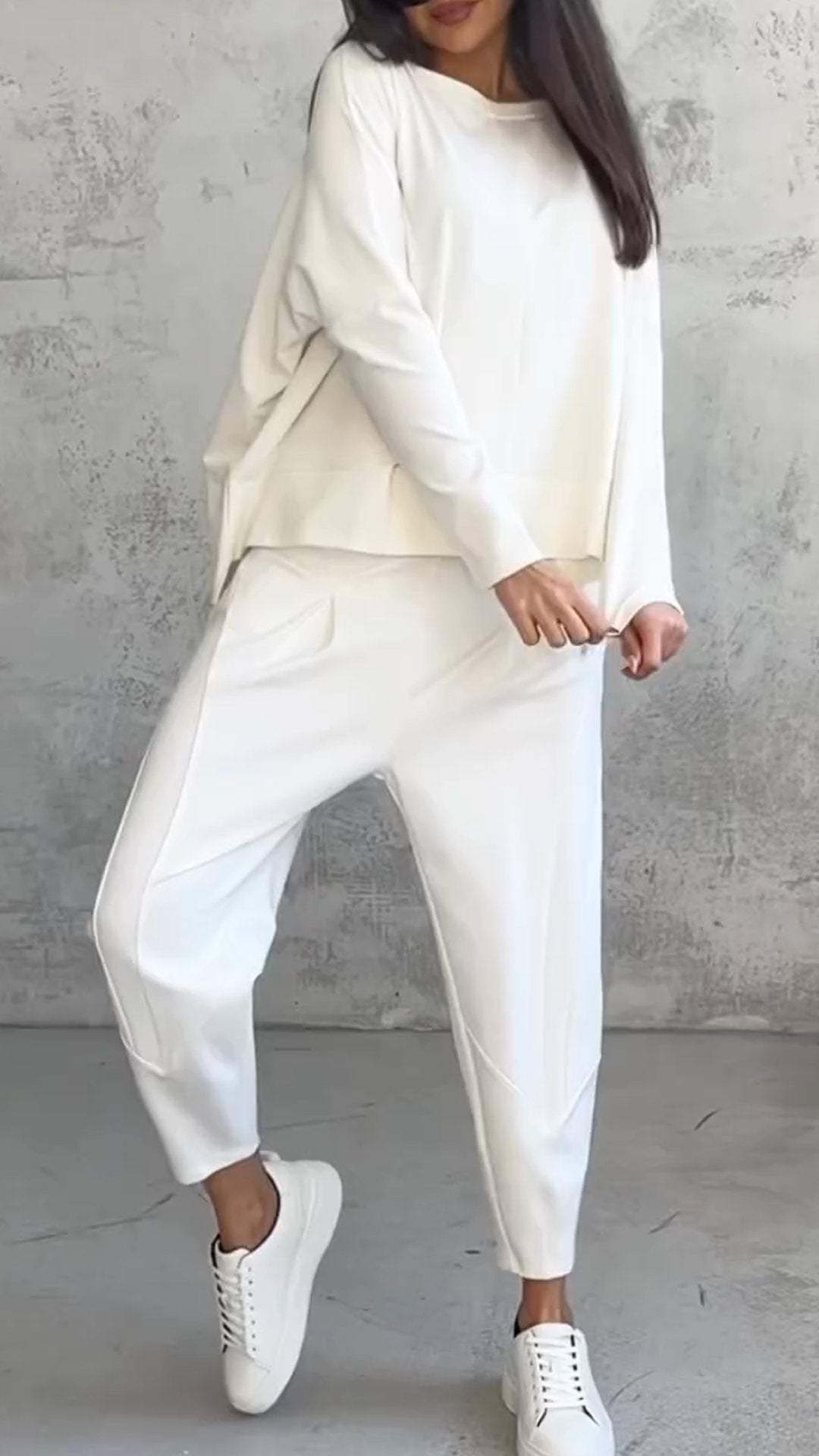 Nuvéa™ Soft Blouse and Lightweight Pants Set