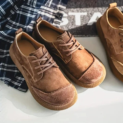 Waylon | Ferran Léo Oxford Shoes in Faux Suede