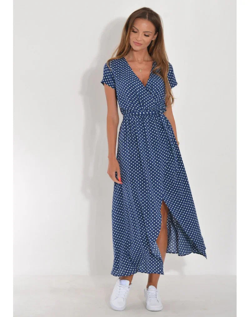 Delia | Elegant Dress with V-Neck and Shaping Cut